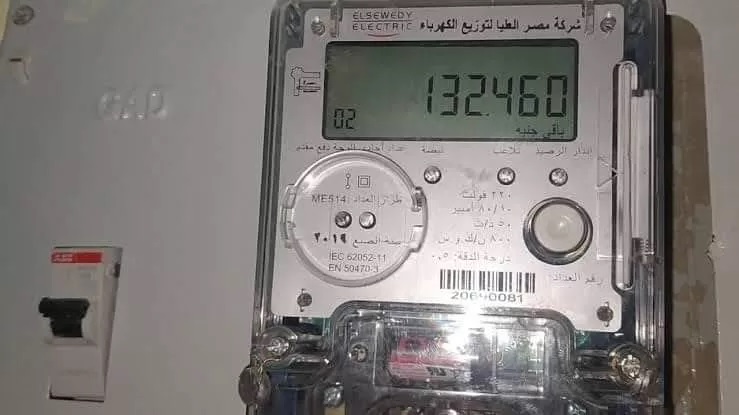 السرقة والتلاعب.. حالات السحب الفوري لعداد الكهرباء مسبوق الدفع