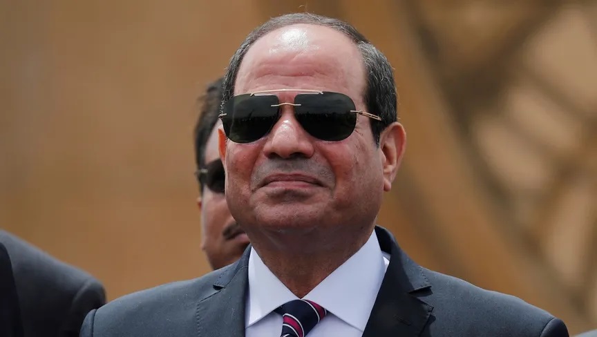 أول تعليق| الرئيس السيسي: مصر تتحمل عجزاً سنوياً يقارب 10 مليارات دولار بقطاع الكهرباء