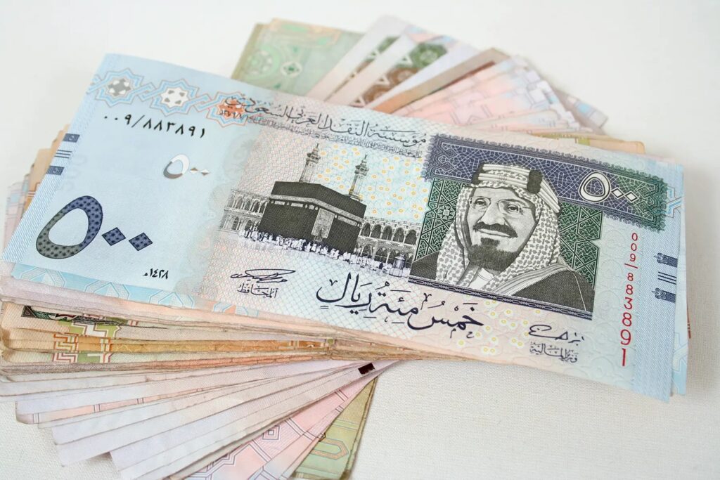 لو مسافر عمرة أو مغترب| قراءة سريعة في سعر الريال السعودي اليوم 20 مارس
