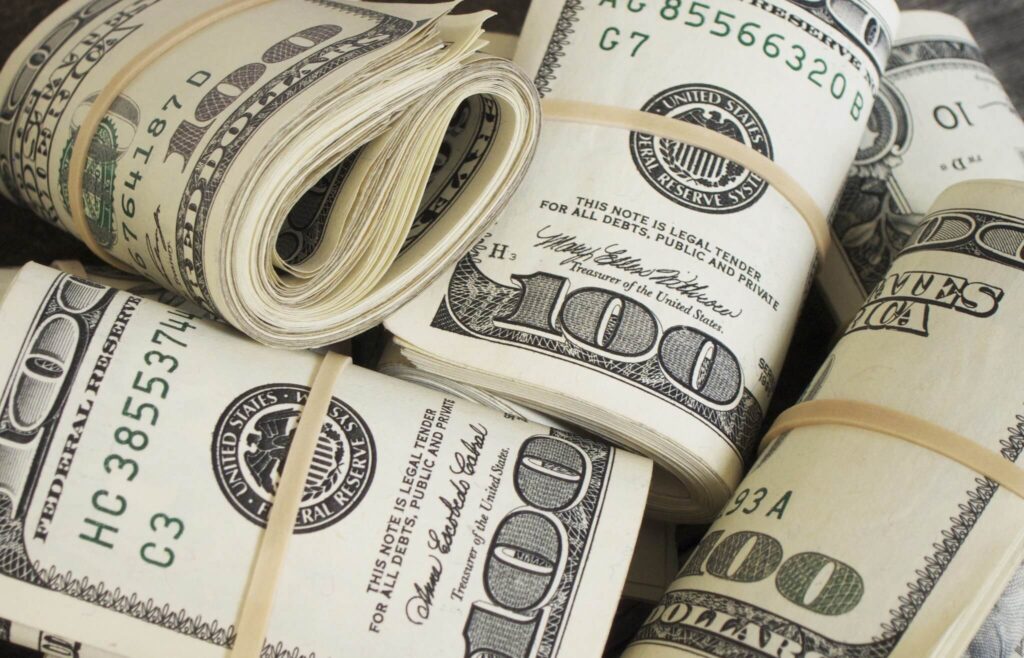 السوق يترقب.. ماذا حدث في سعر الدولار اليوم 2 مايو 2026؟