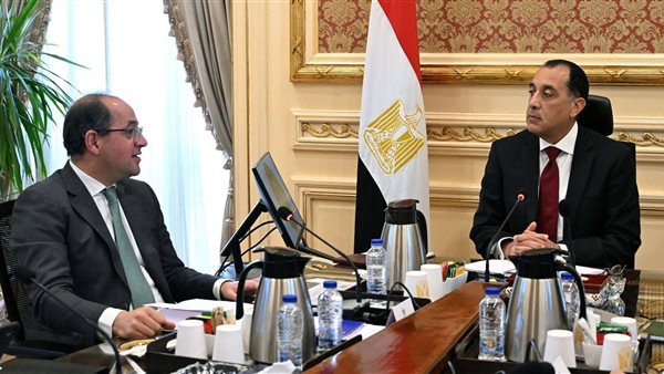 لتدبير التمويل لتلبية الاحتياجات الأساسية للدولة| تفاصيل اجتماع رئيس الوزراء مع وزير المالية