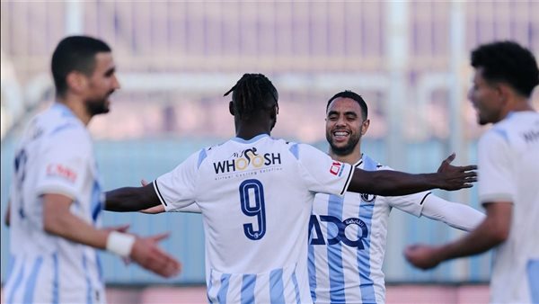 عقوبة مغلظة على مروان حمدي بعد التعادل مع المصري| وبيراميدز يغرم الجهاز الفني واللاعبين