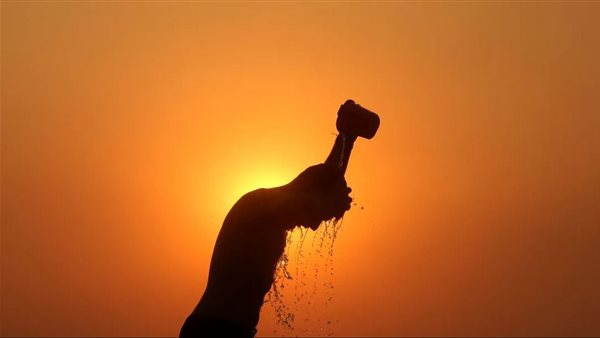 موجة حارة اليوم ورياح نشطة| الأرصاد تحذر من طقس الأحد